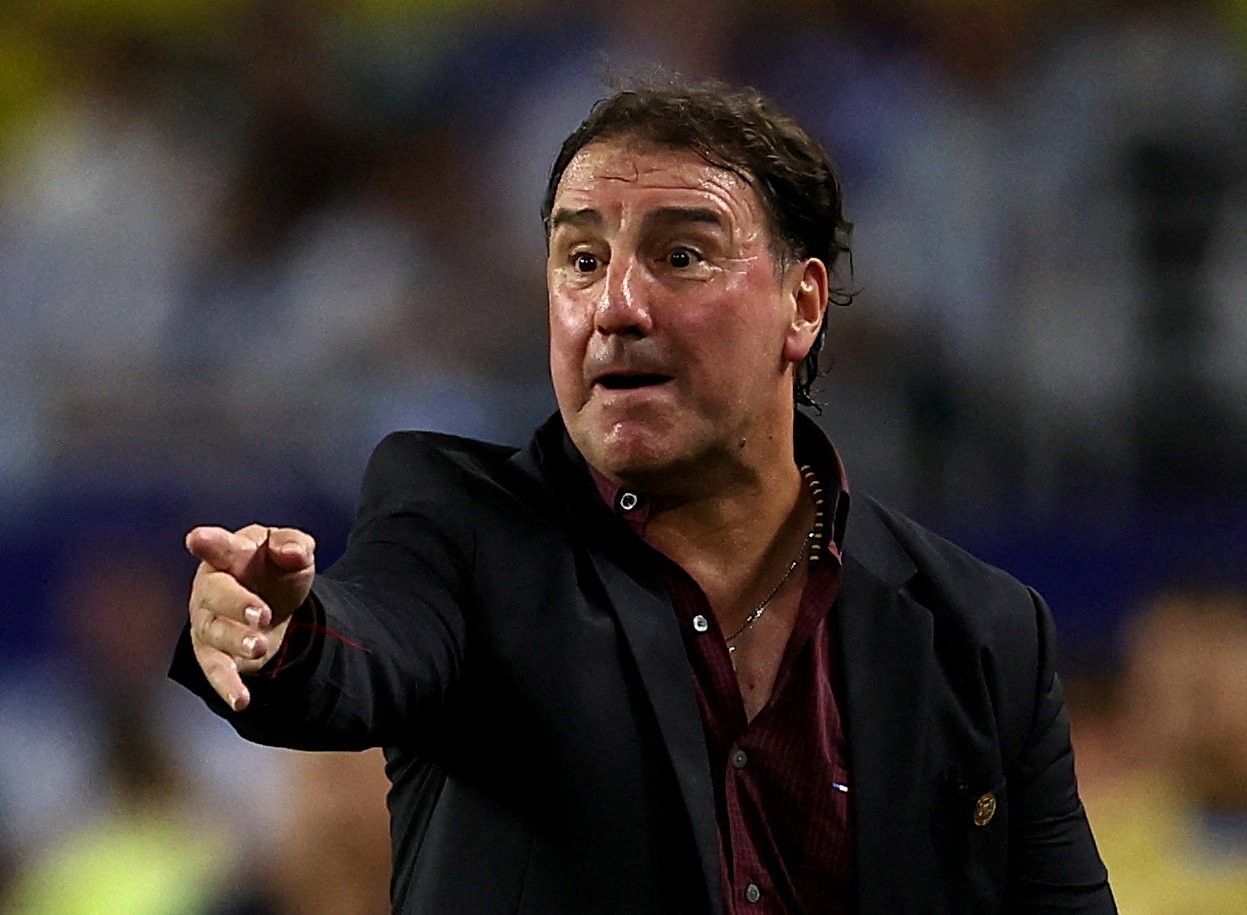 Técnico da Colômbia exalta Messi e promete mais chances a ex-Palmeiras