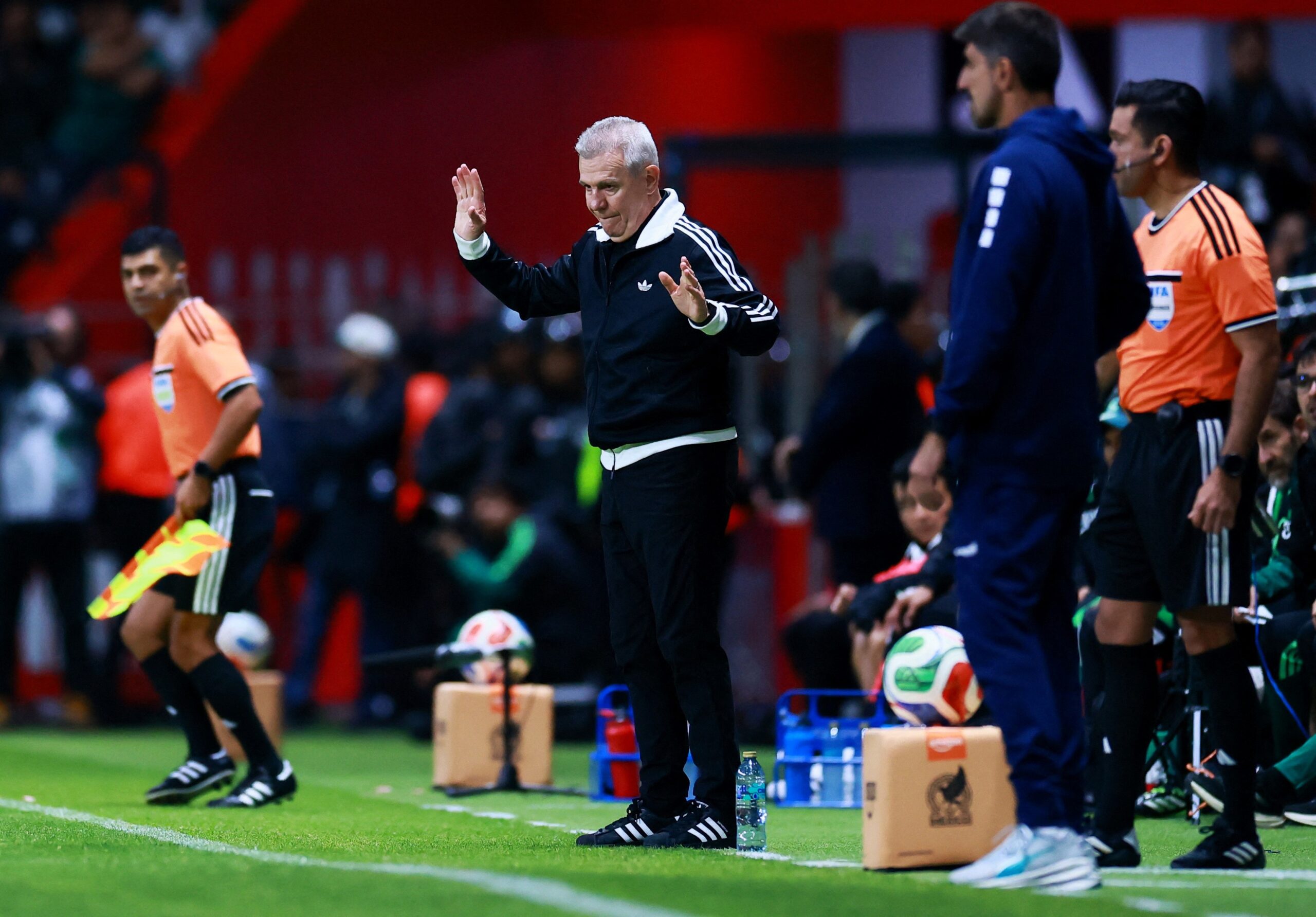 Técnico do México diz que ainda não sabe “nem três jogadores” que serão titulares na Copa