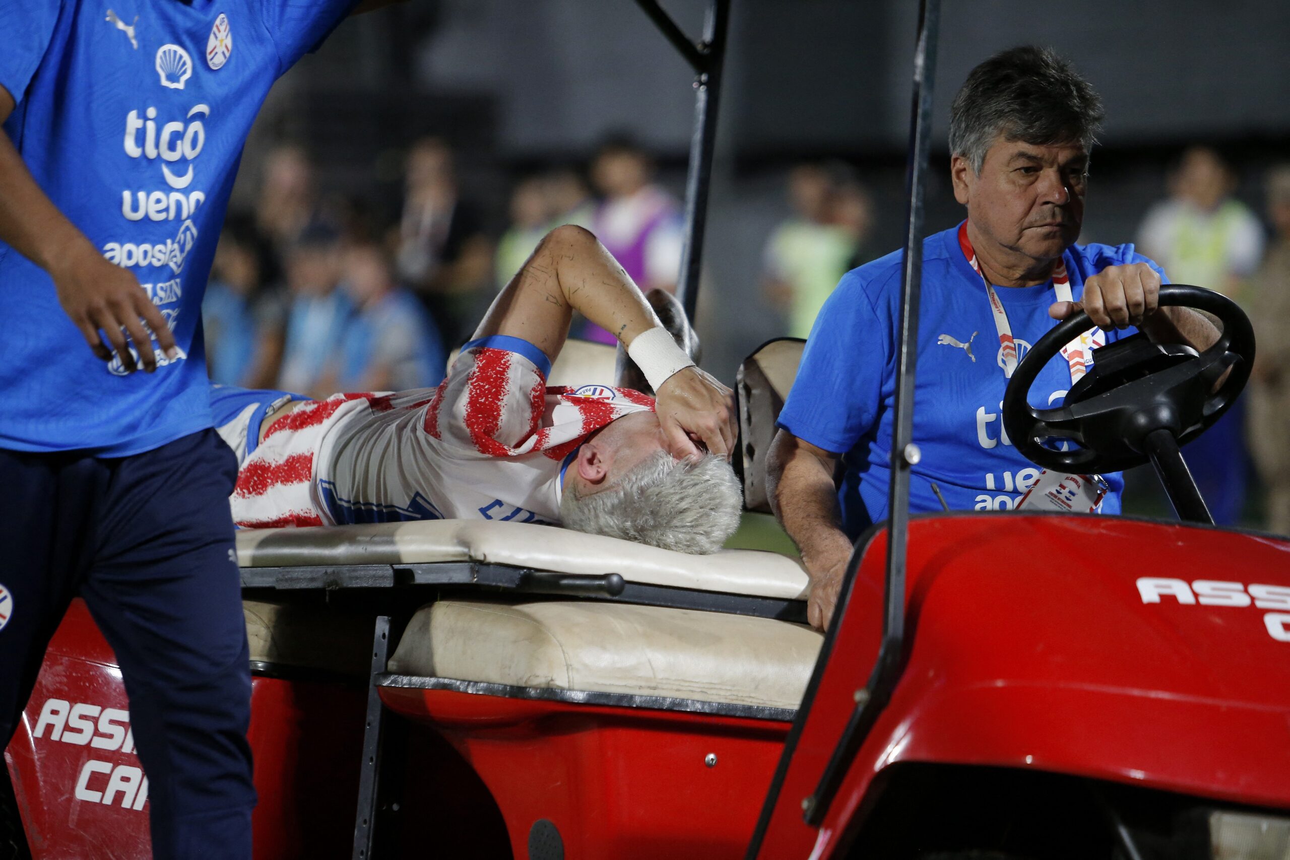 Joia do Paraguai, Enciso deixa amistoso chorando e vira preocupação para Copa