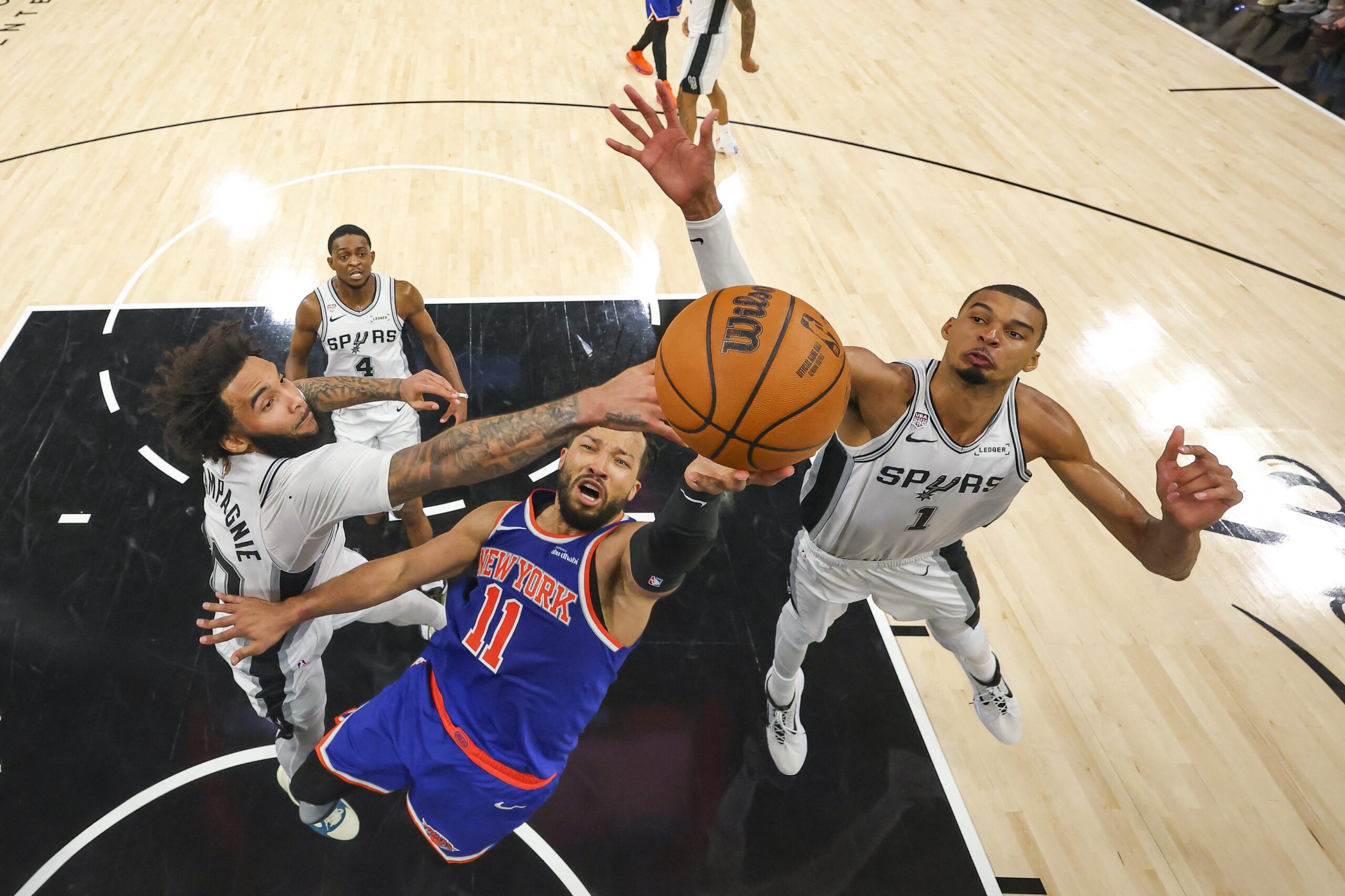Ida de Trump a jogo da final da NBA causa transtornos em Nova York para fãs dos Knicks