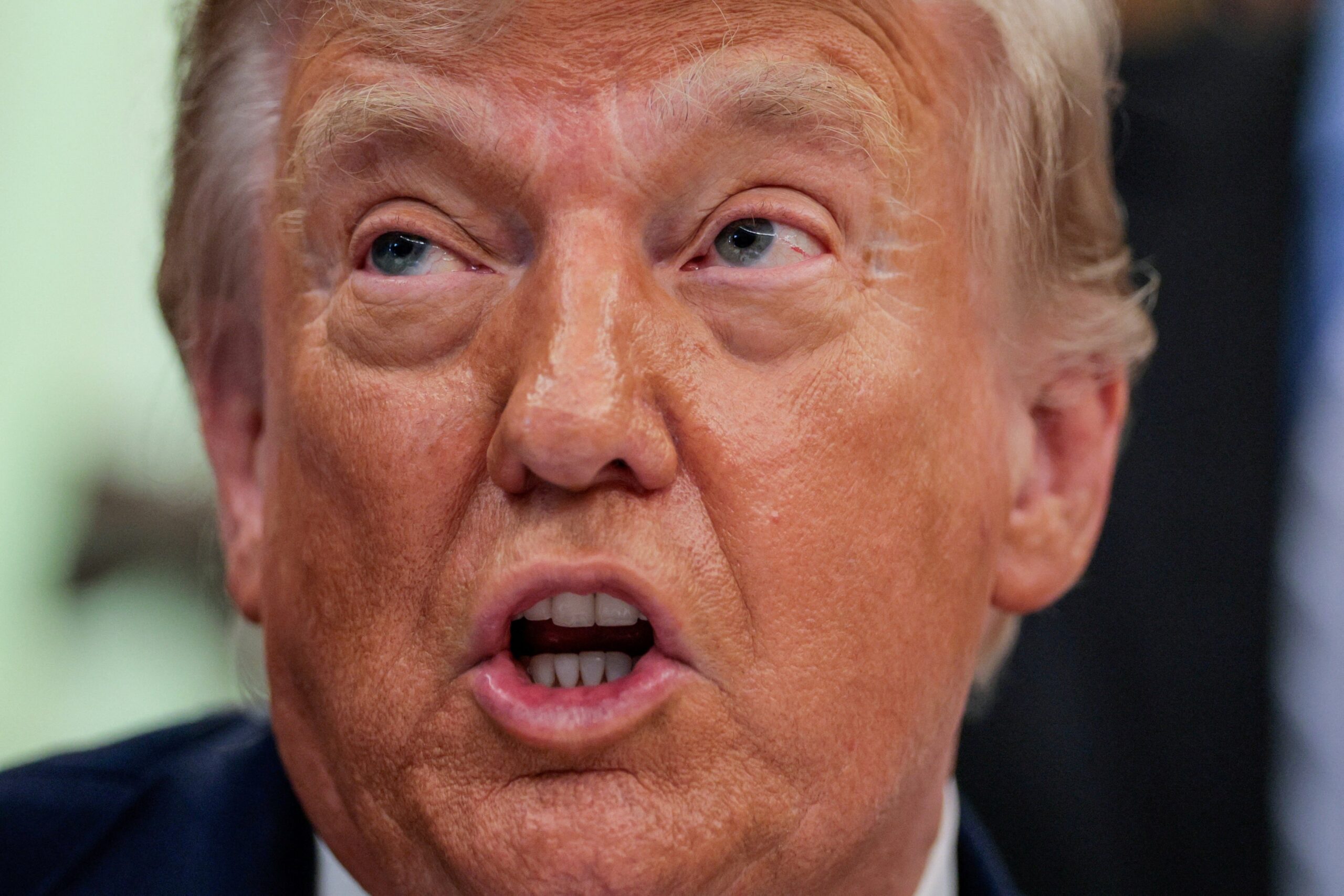 Trump diz que EUA conduziram operação secreta em Ormuz para liberar navios petroleiros