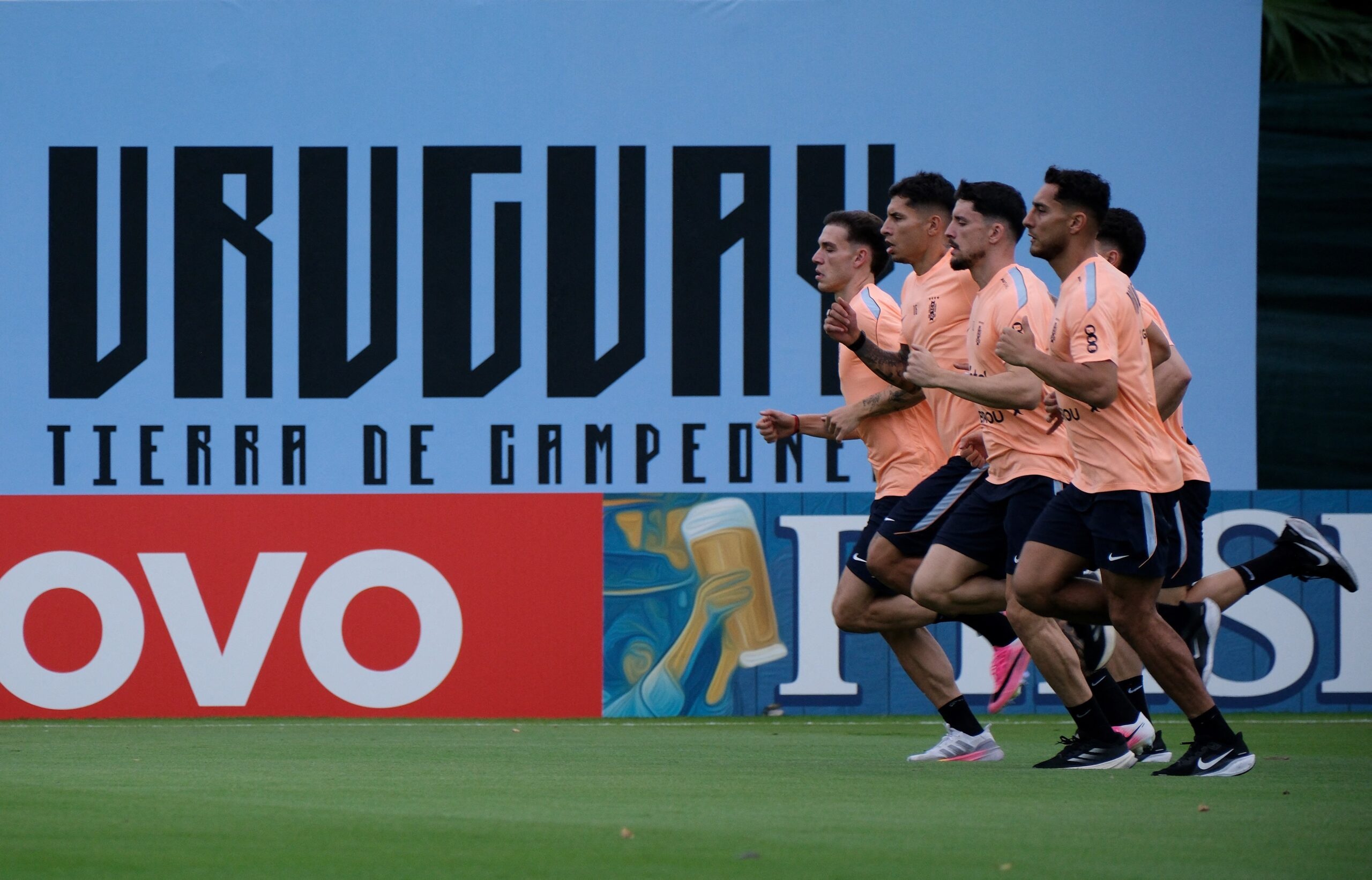 Jacuzzi e churrasco em caso de vitórias; os detalhes da concentração do Uruguai na Copa