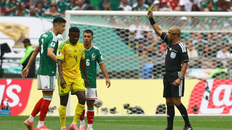 Veja como foi a atuação do árbitro Wilton Pereira Sampaio na abertura da Copa do Mundo