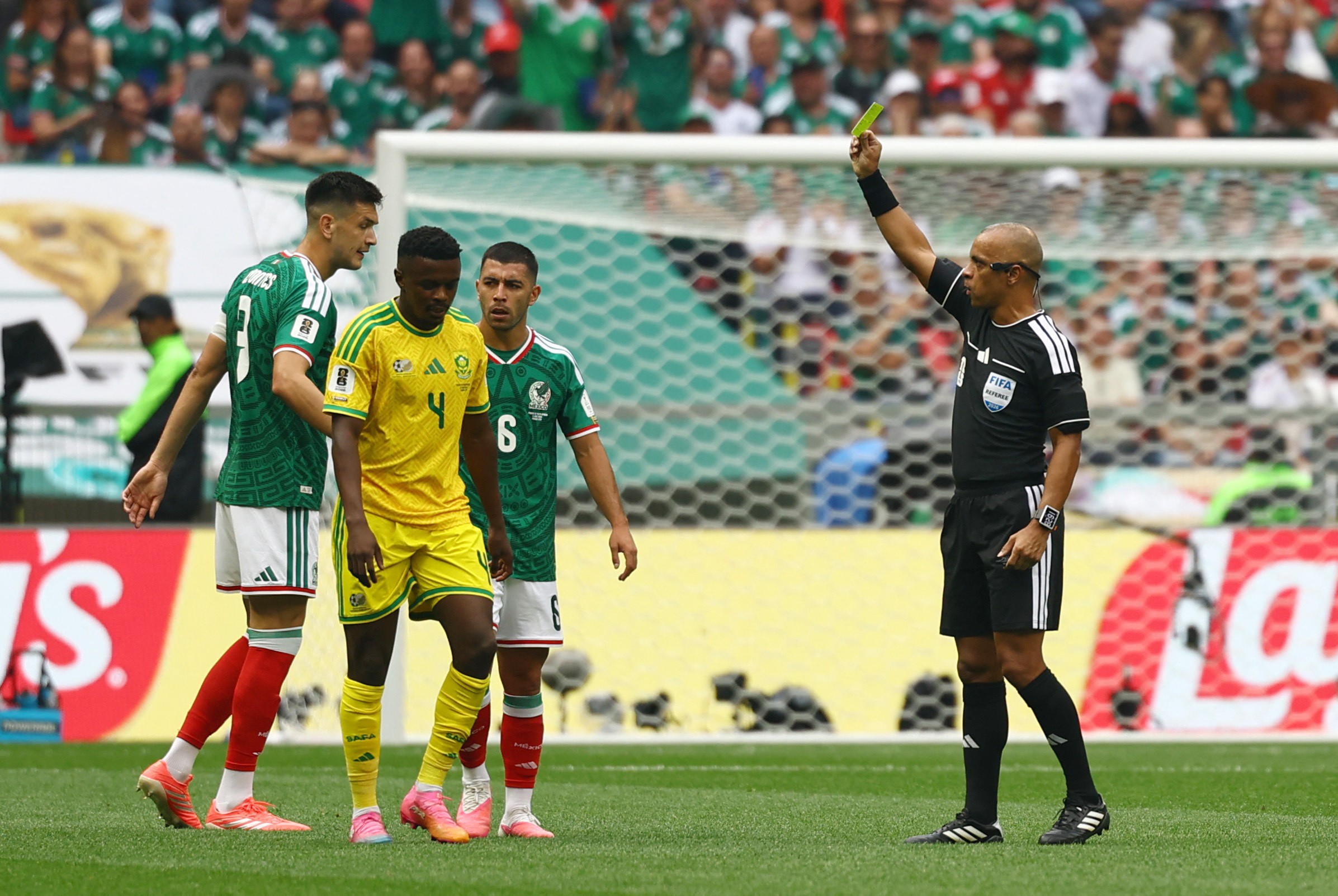 Veja como foi a atuação do árbitro Wilton Pereira Sampaio na abertura da Copa do Mundo