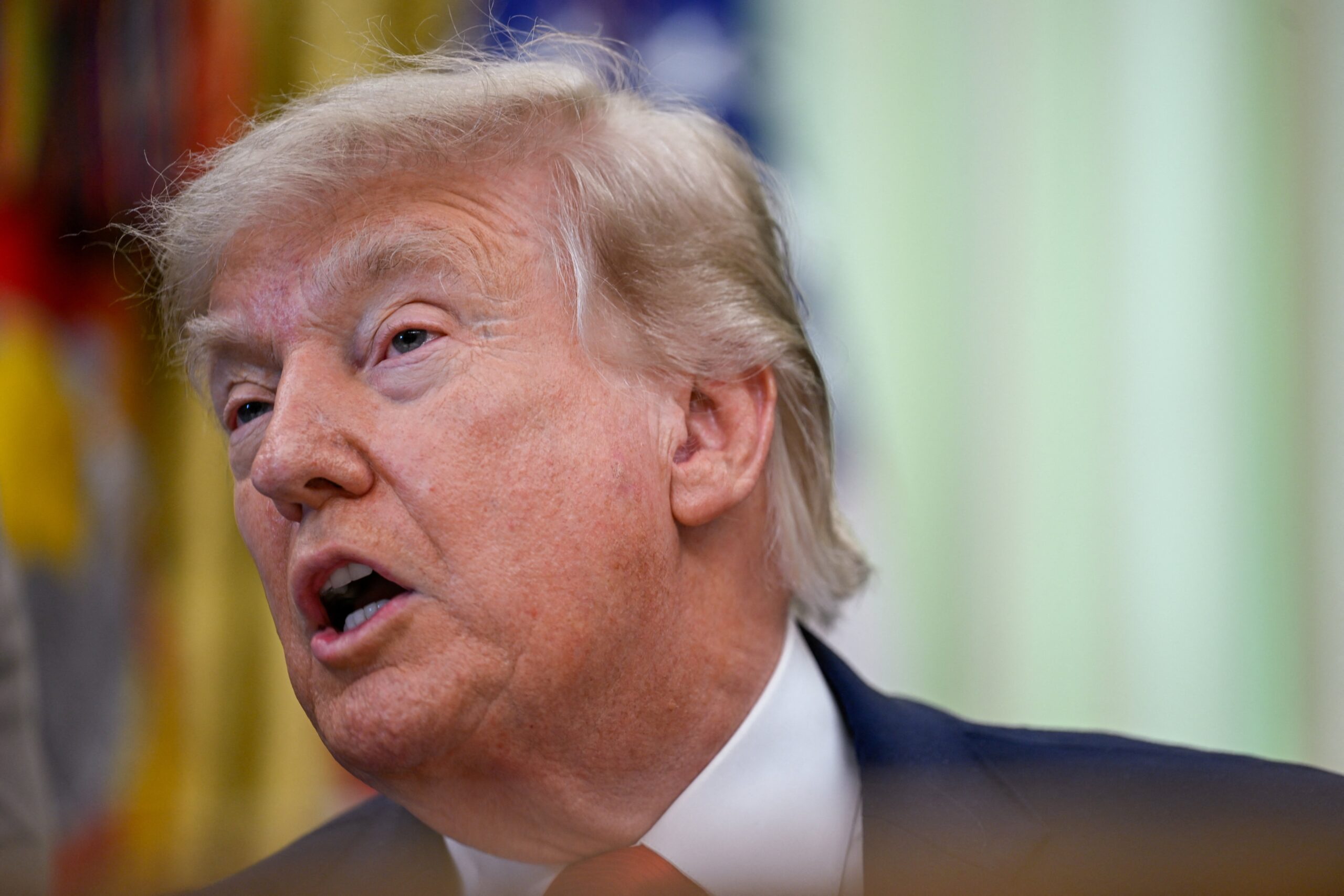 Trump diz que Forças Armadas dos EUA realizaram ataque contra o líder do grupo criminoso Tren de Aragua; VÍDEO