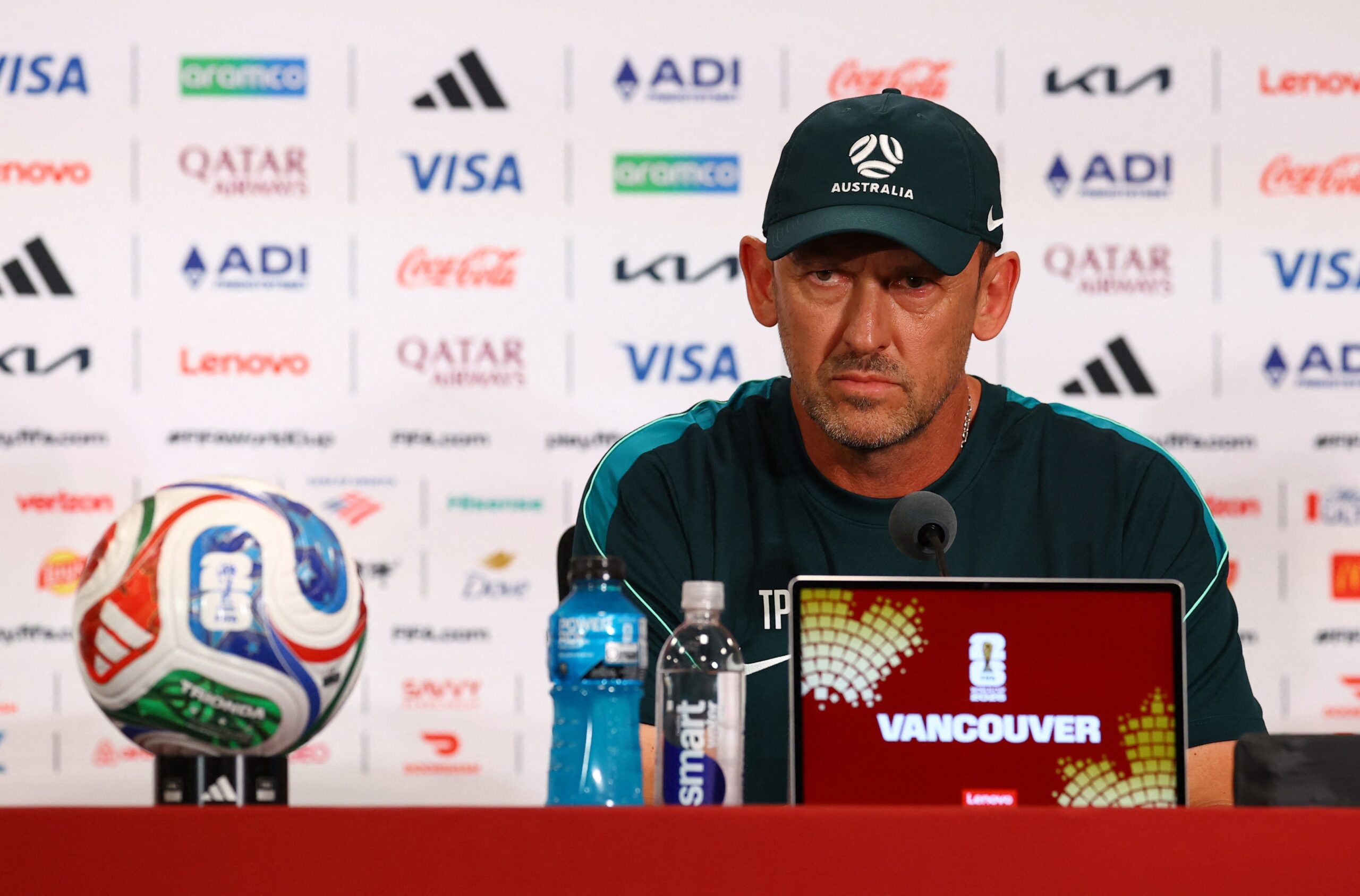 Técnico da Austrália destaca objetivo na Copa do Mundo: “Colocar o país no mapa mundial”