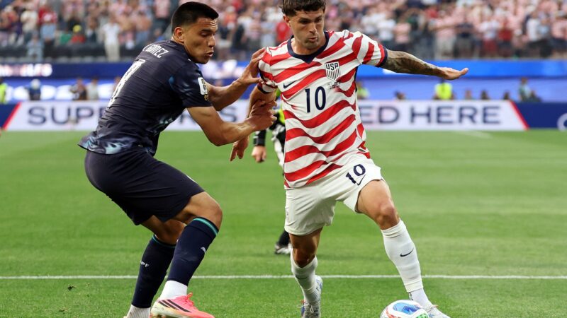 “Neymar no auge” e “LeBron James do futebol”: atuação de Pulisic em goleada dos EUA gera reações
