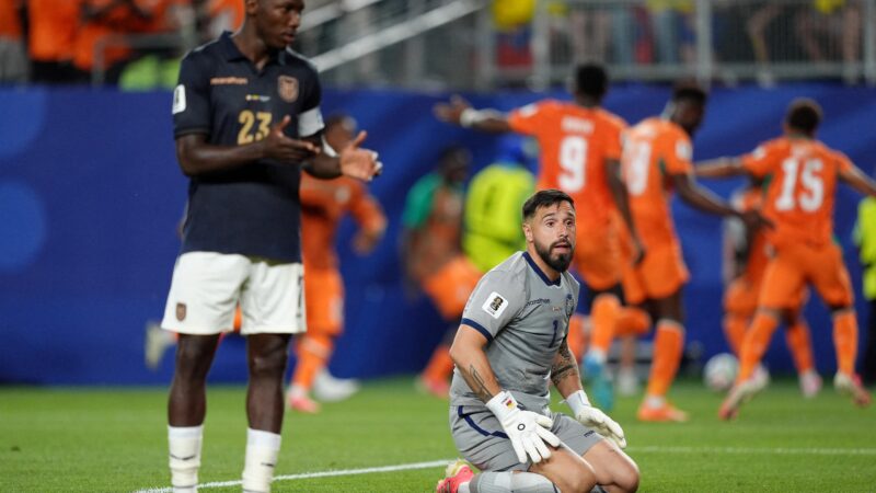 “Se não acreditarmos, melhor ir ao aeroporto e voltar”: goleiro do Equador não se abala com derrota
