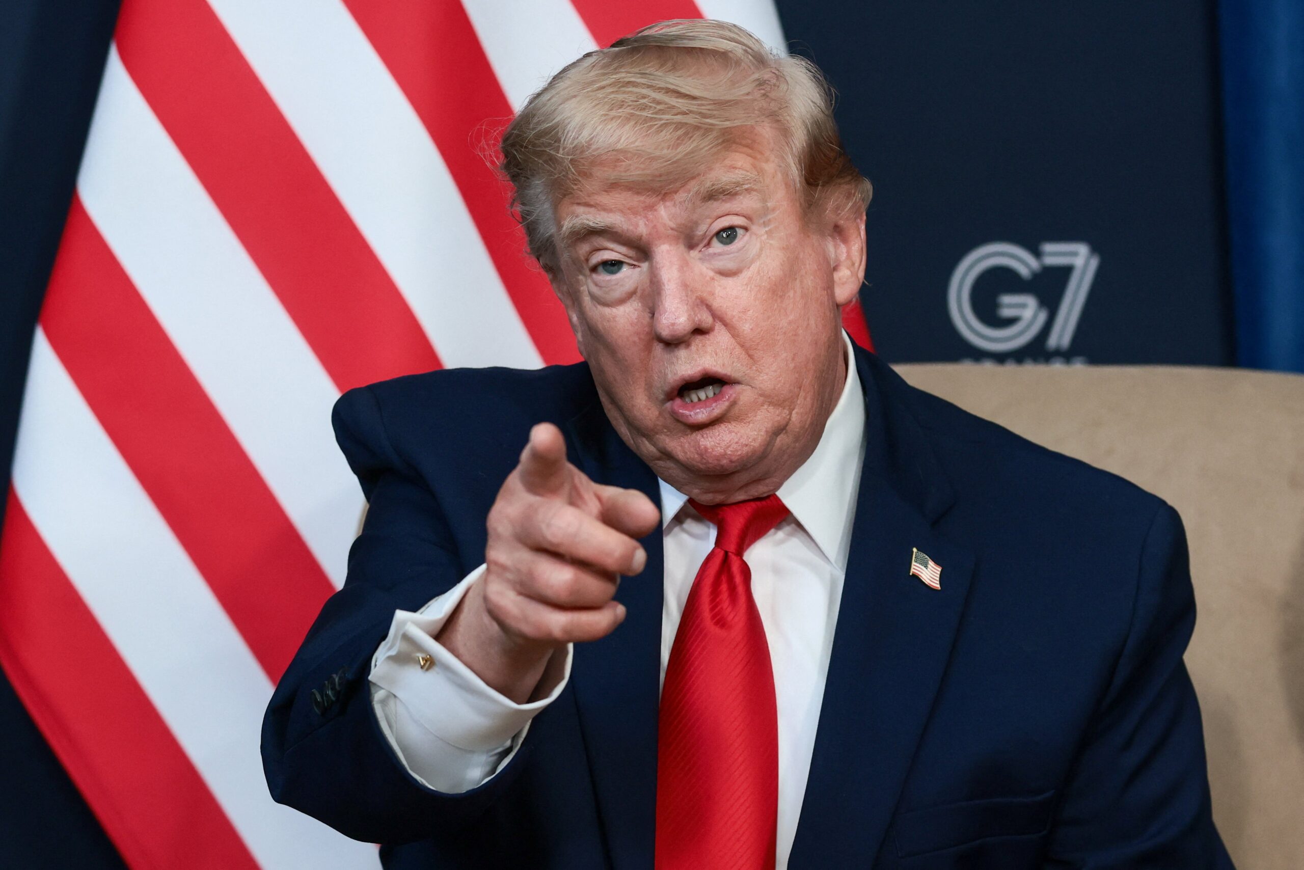 Trump compartilha artigo que cita eleição presidencial no Brasil como ‘grande teste’