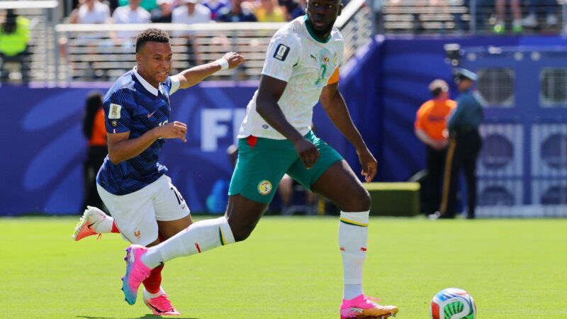 Koulibaly lamenta derrota de Senegal e promete reação: “Voltaremos fortes”