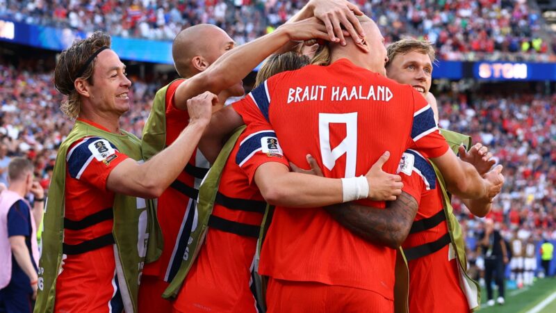 Entenda por que Haaland usa “Braut” na camisa da Noruega na Copa do Mundo