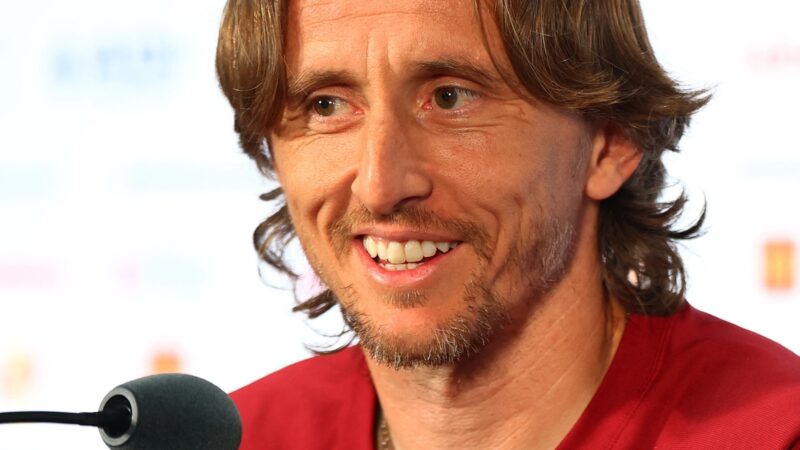 Modric fala sobre reta final de carreira e oportunidade de disputar a 5ª Copa: “Saborear cada partida”