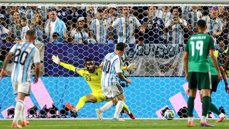 Falhas de filho de Zidane, goleiro da Argélia, mobilizam redes sociais; veja memes