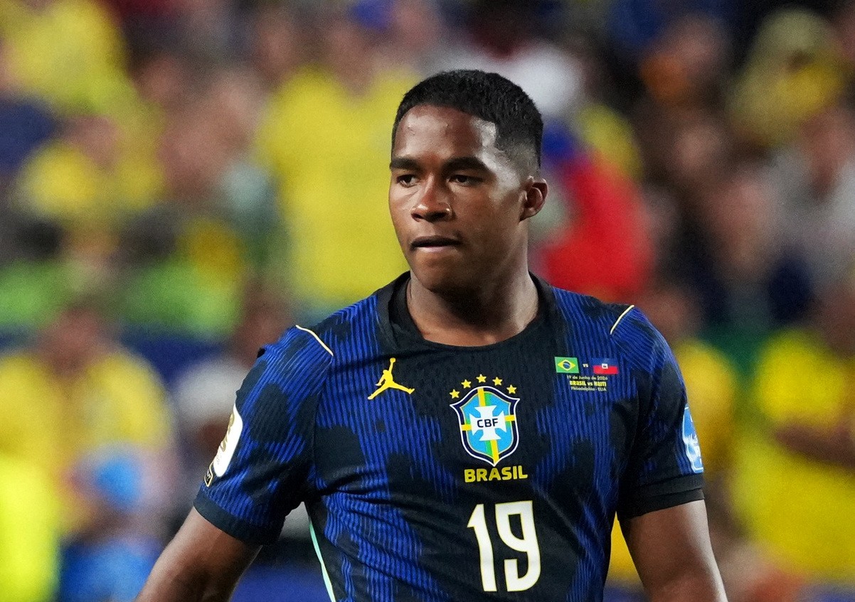 Estreia de Endrick em Copa pela Seleção fica no quase com gol anulado