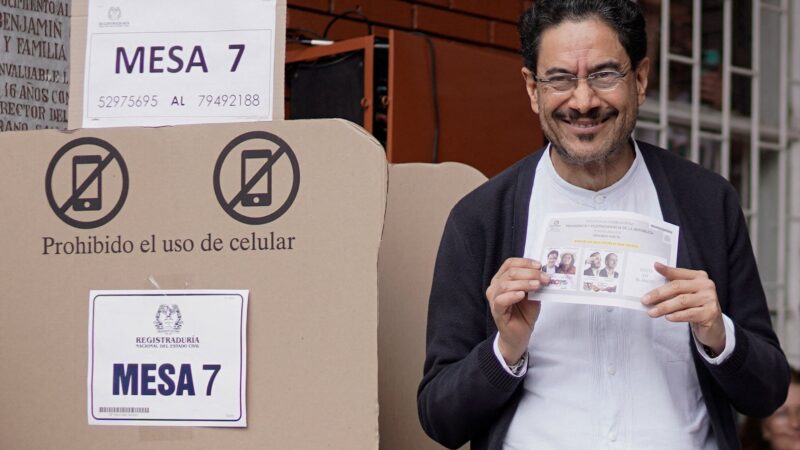 Eleições na Colômbia: candidato de esquerda concede derrota para Espriella