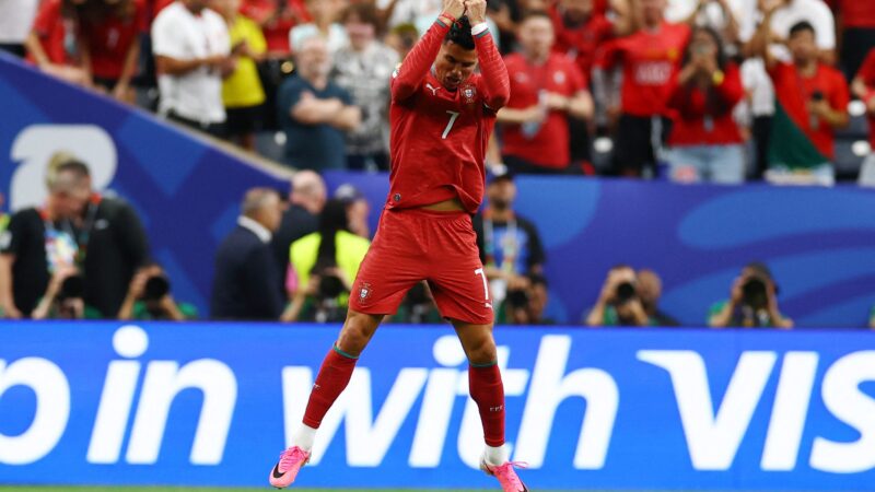 Colômbia se classifica, Portugal goleia e Inglaterra empata; veja resumo dos jogos da Copa de terça (23)