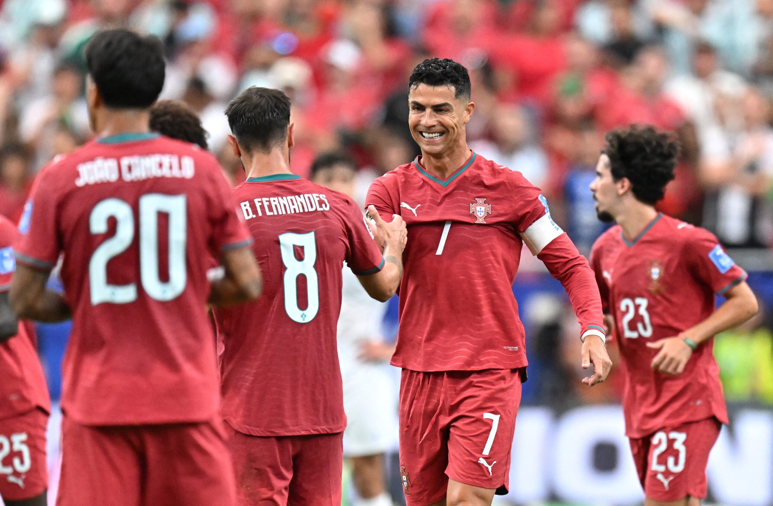 Portugal aumenta tempo e opções de qualidade em goleada sobre Uzbequistão