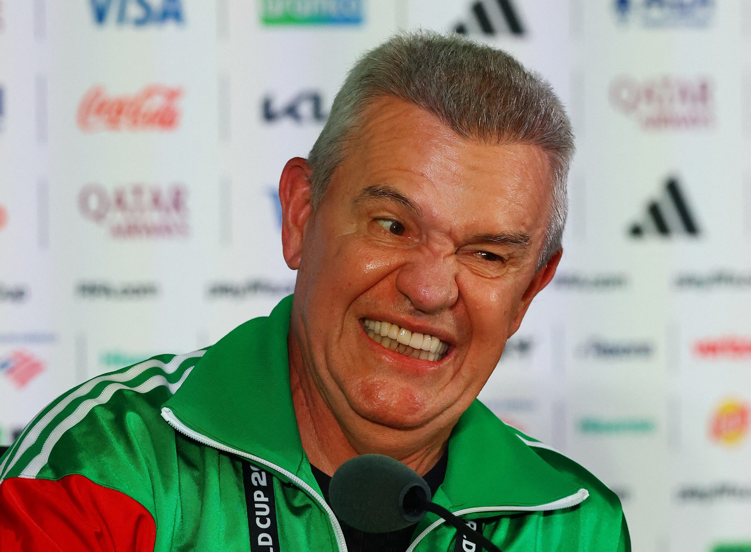 Técnico do México deve poupar titular pendurado e despista sobre Ochoa: “Não me perguntem”