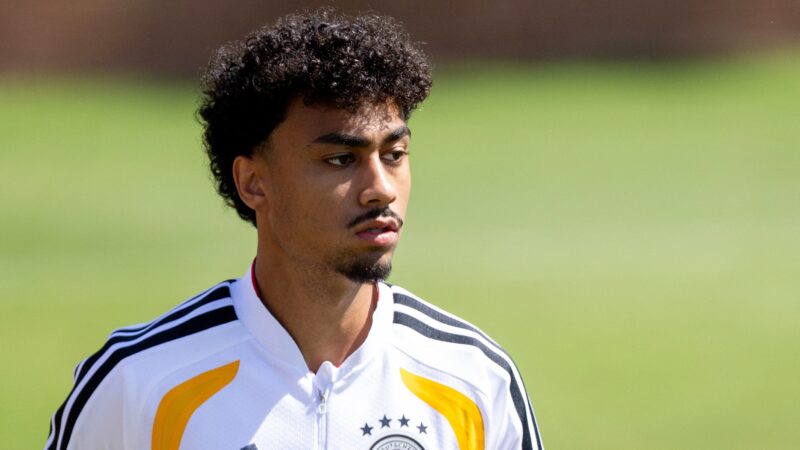 Brown volta a treinar e reforça a Alemanha para jogo da segunda fase da Copa do Mundo