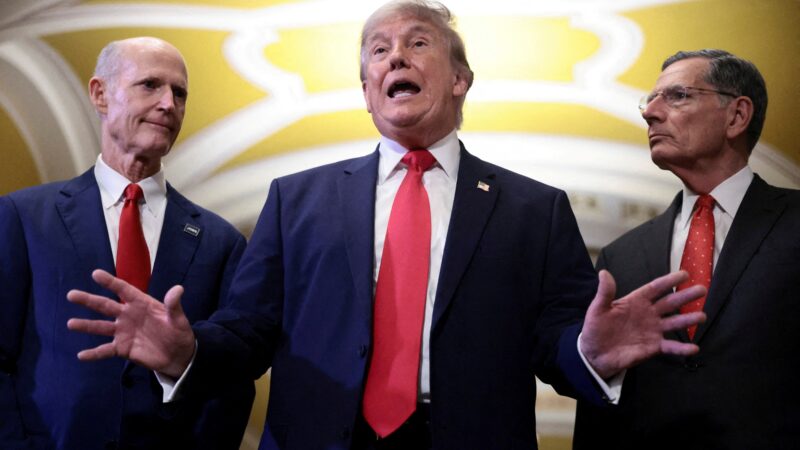 Trump pede quase R$ 350 bilhões ao Congresso para ‘necessidades urgentes’ relacionadas ao Irã