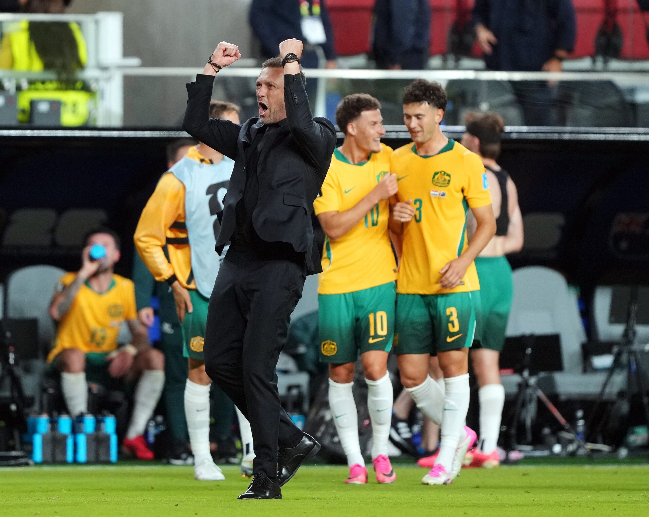 Técnico diz que Austrália não jogou para empatar em classificação: “Tentamos vencer”