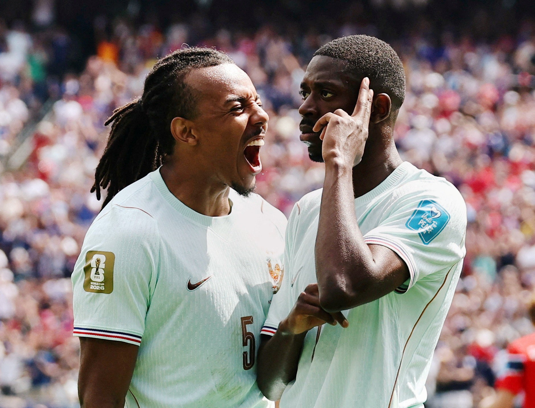 França vive drama nas laterais, mas setor já revelou heróis improváveis em títulos de Copa