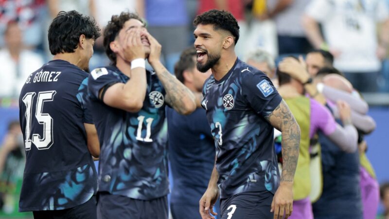 Palmeiras exalta Gómez, Sosa e Mauricio após Paraguai passar na Copa: “Não cansam de fazer história”