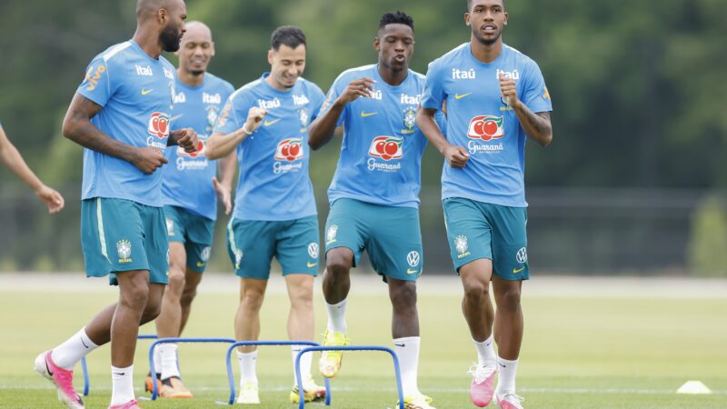 Luiz Henrique, Endrick… Quem deve substituir Raphinha? Comentaristas opinam