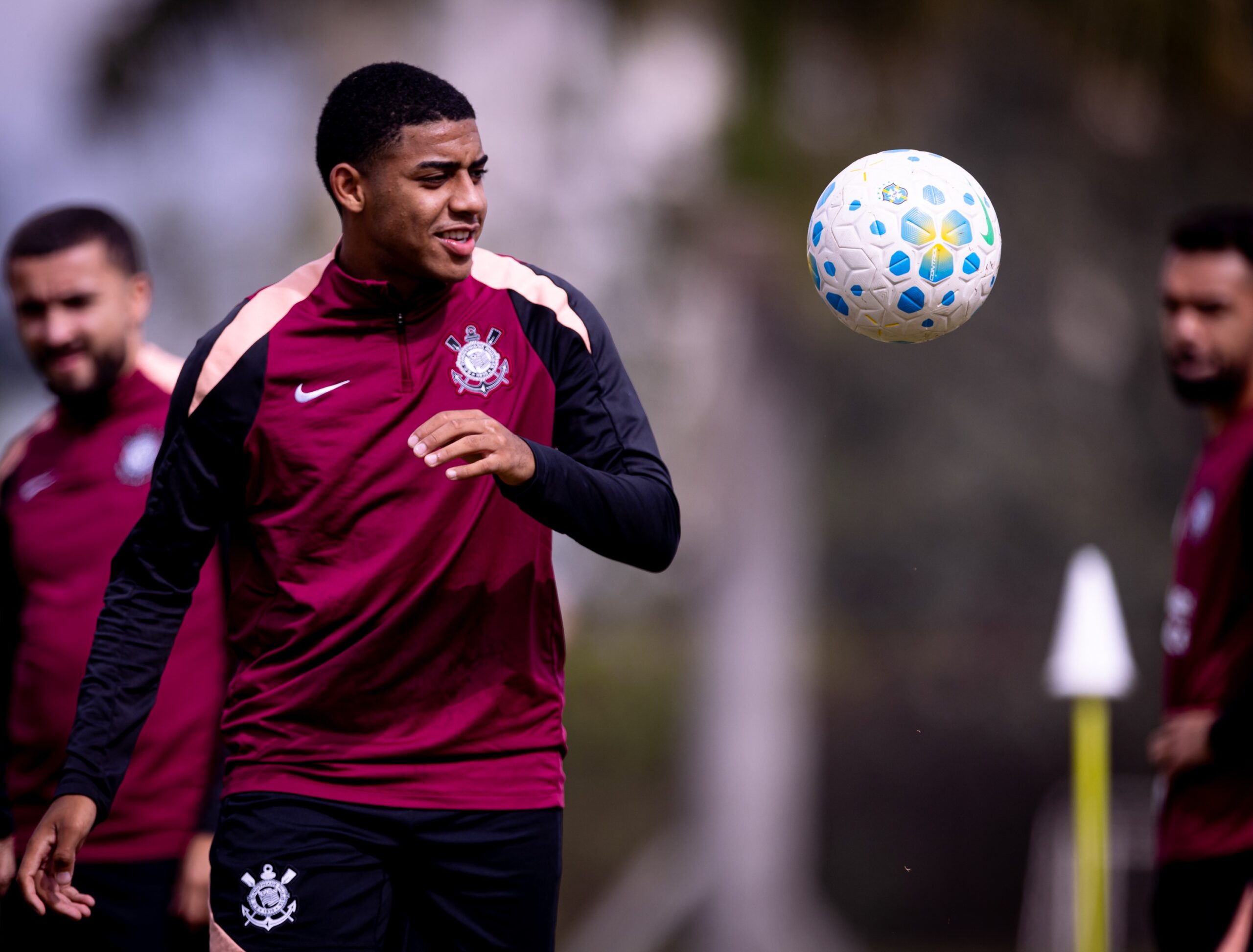 Entenda por que Gui Negão ainda não entrou em campo sob o comando de Diniz no Corinthians