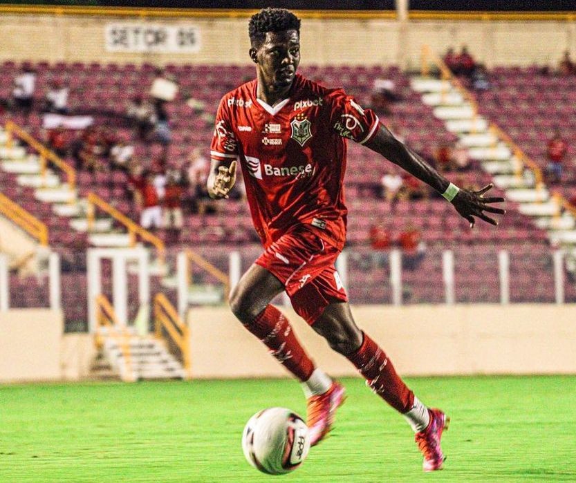 Piauí contrata atacante Adailson, ex-Santa Cruz e ex-Sergipe, para sequência da Série D 2026