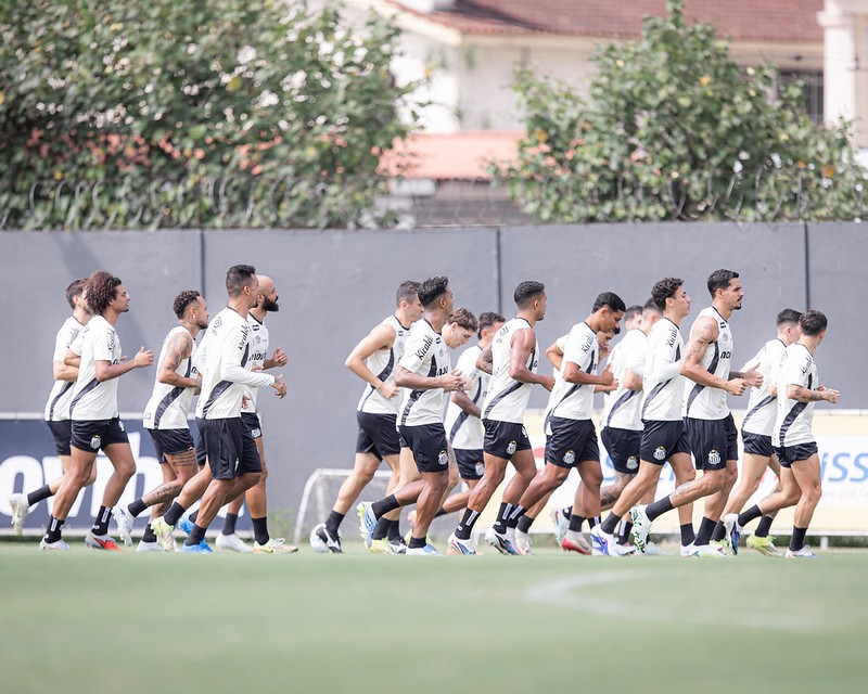 Santos se reapresenta com elenco cheio e apenas Neymar fora; veja planos para intertemporada
