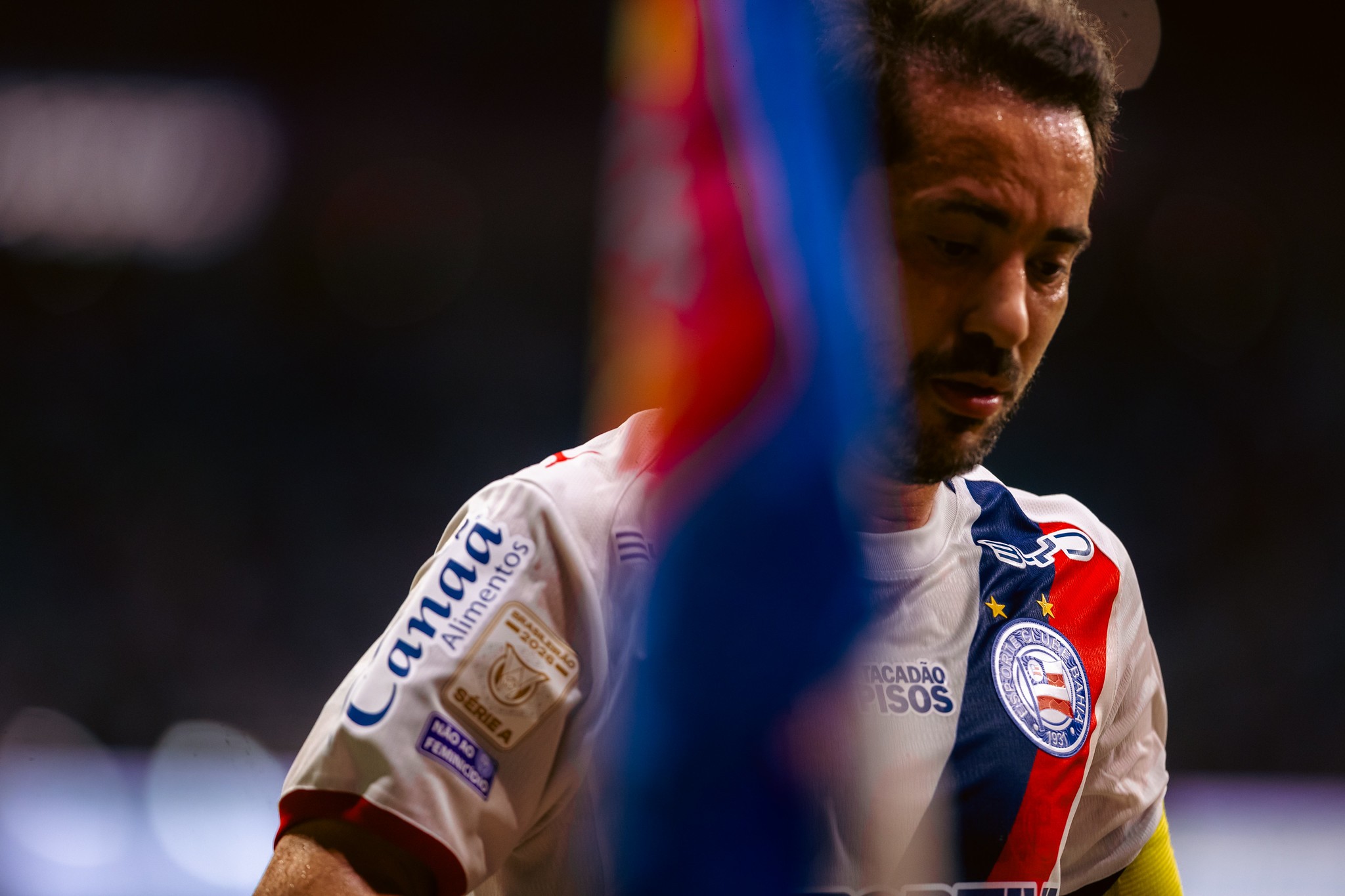 Quem vai para a pausa da Copa do Mundo em alta e em baixa no Bahia?