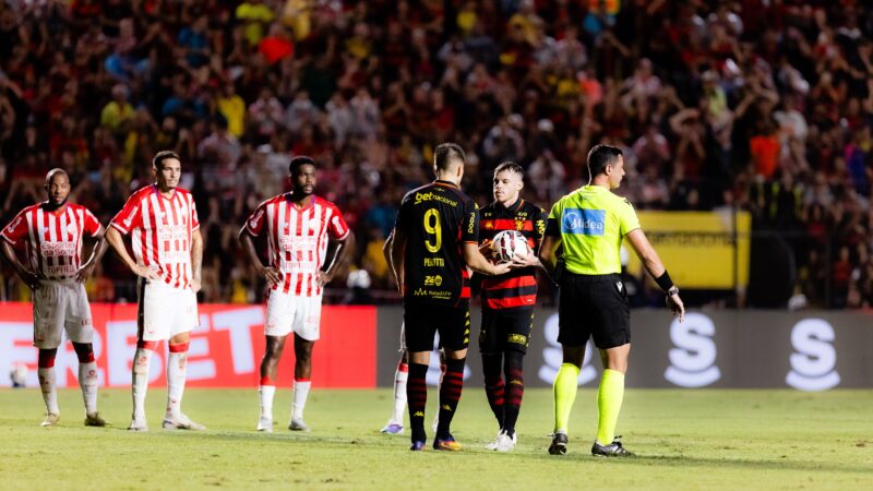 Entrosados, Barletta e Perotti marcam 11 dos 15 gols do Sport na Série B
