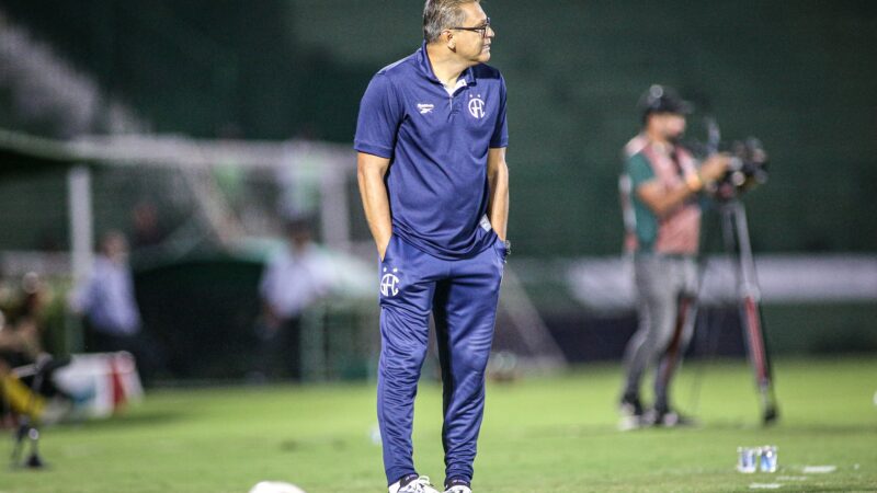 Elio Sizenando deve repetir escalação do Guarani pelo terceiro jogo seguido na Série C