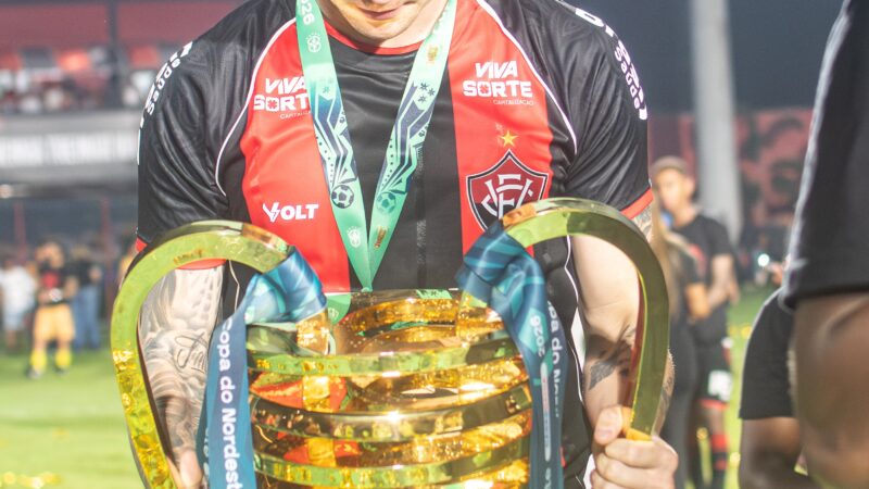 Artilheiro da Copa do Nordeste, Renato Kayzer faz do Vitória o time pelo qual mais marcou gols