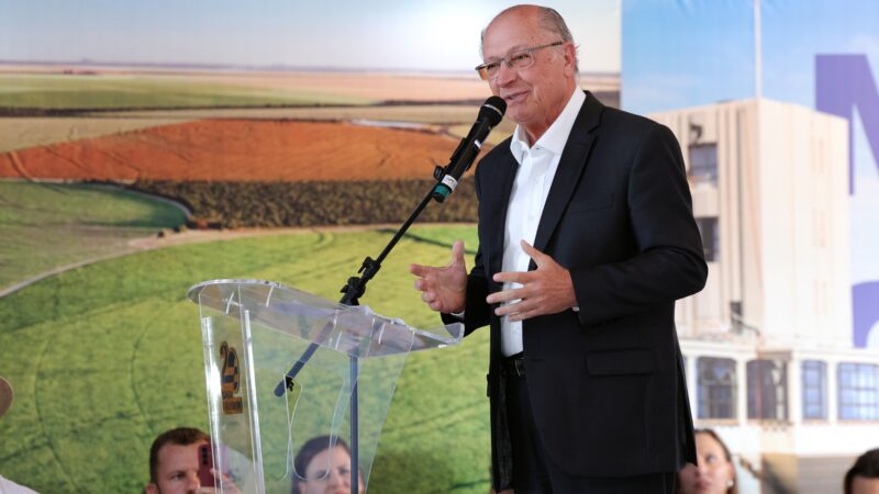 Alckmin diz que Lula atua para reverter veto da União Europeia à carne brasileira: ‘Trabalho será feito’