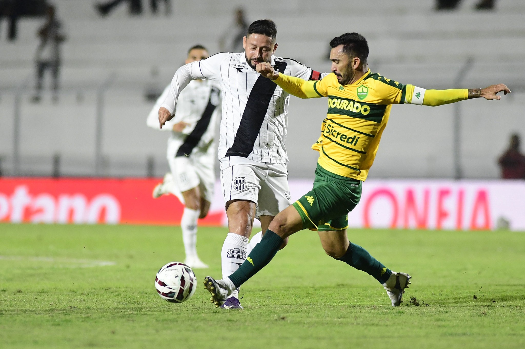 Atuações da Ponte: Diogo Silva e Elvis se esforçam, mas não evitam nova derrota; dê suas notas