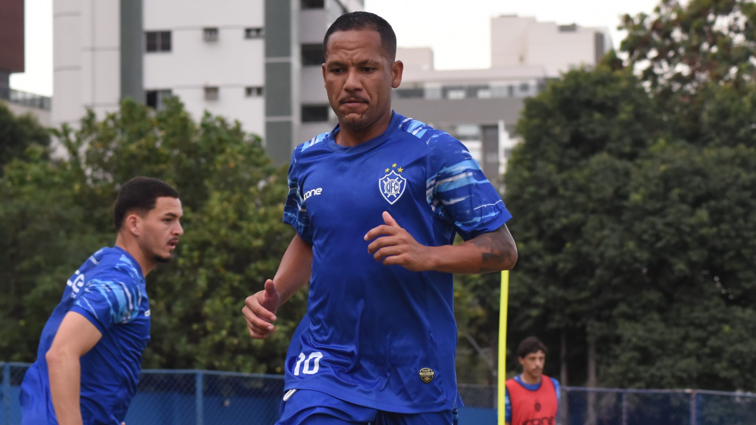 Mais experiente, Carlos Vitor encara mais um mata-mata com o Vitória-ES na Série D