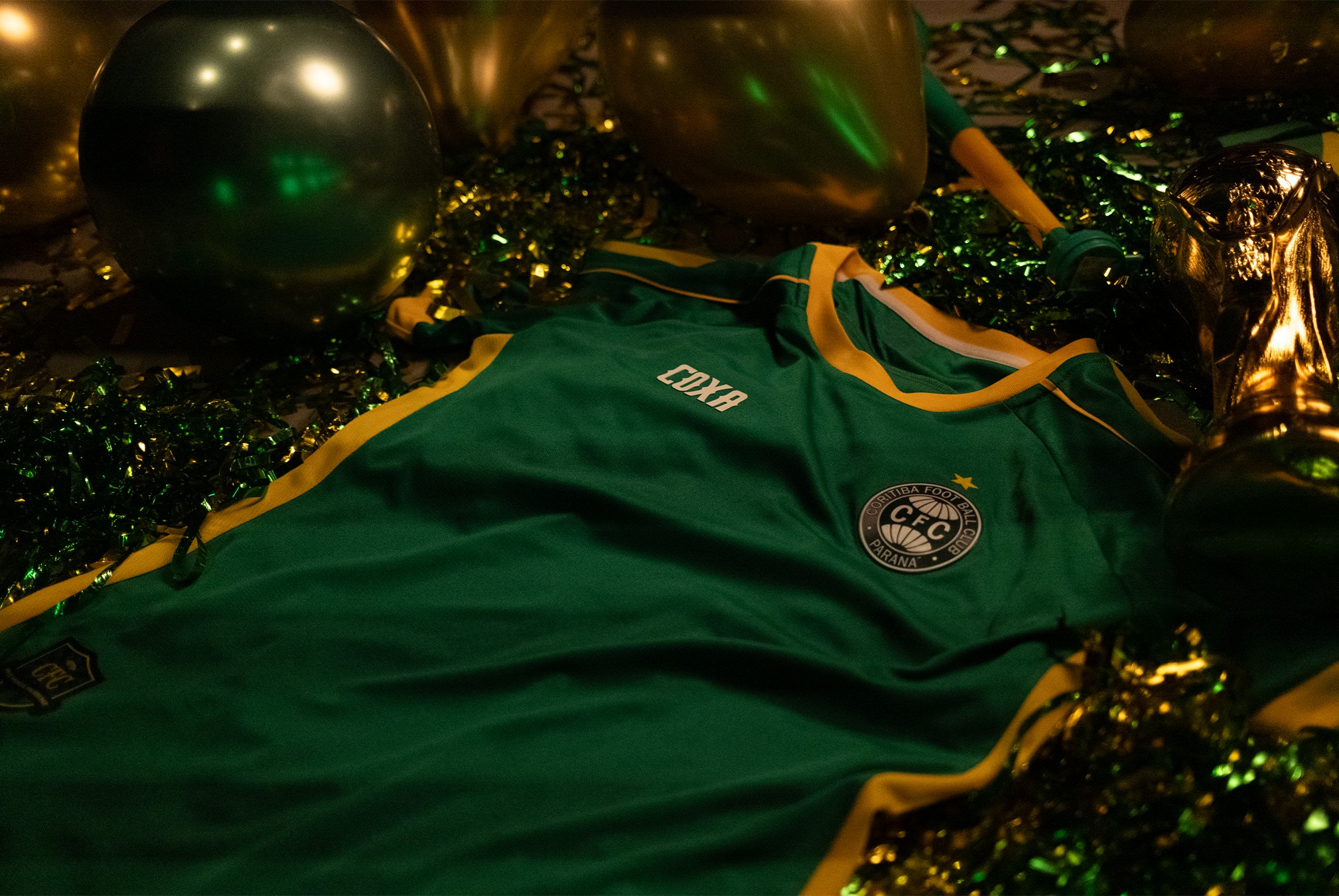 Coritiba lança camisa comemorativa para a Copa do Mundo inspirada em Taffarel; veja