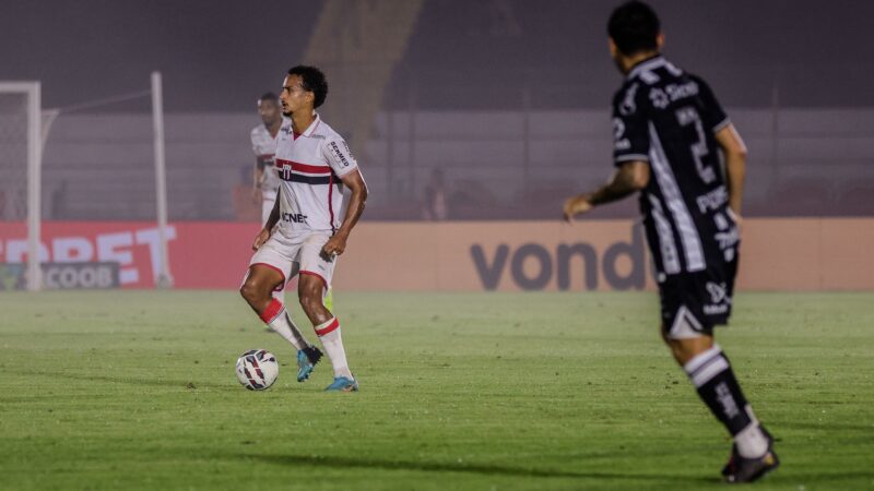 Artilheiro do Botafogo-SP na Série B vira desfalque contra Ceará