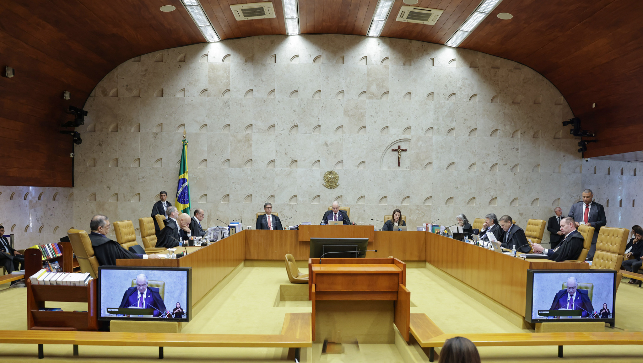 STF ajusta responsabilização das big techs; não cabe mais recursos da decisão dos ministros
