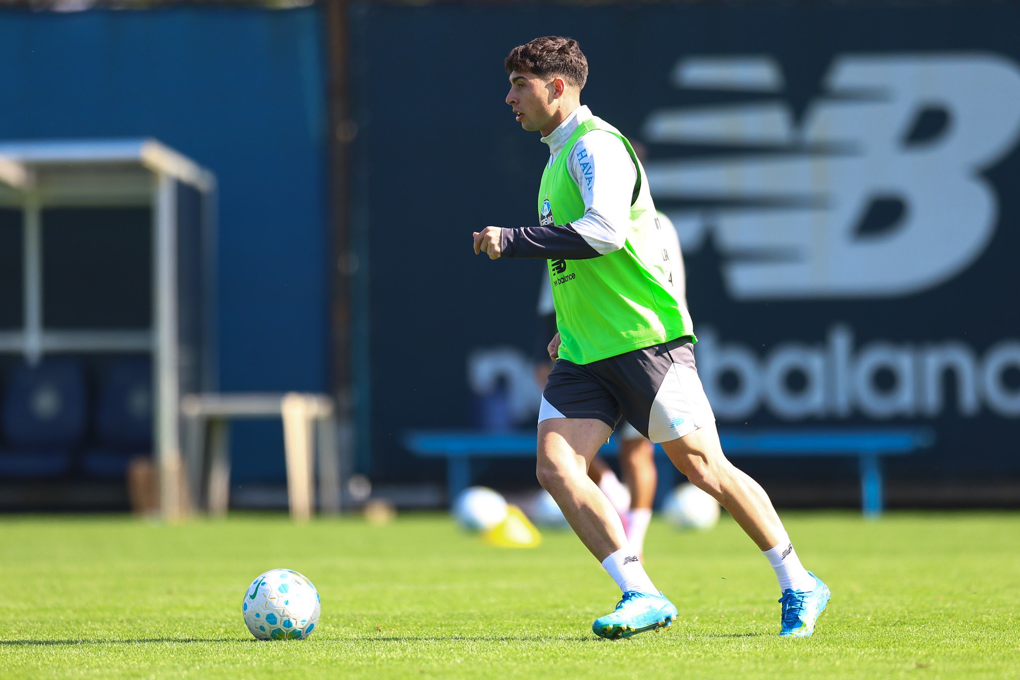 Vai contratar? Saiba qual o plano do Grêmio para substituir Arthur
