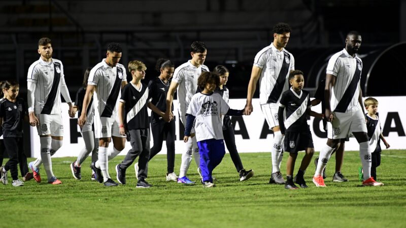 Atuações da Ponte: expulsão cedo e lambança em gol comprometem; dê suas notas