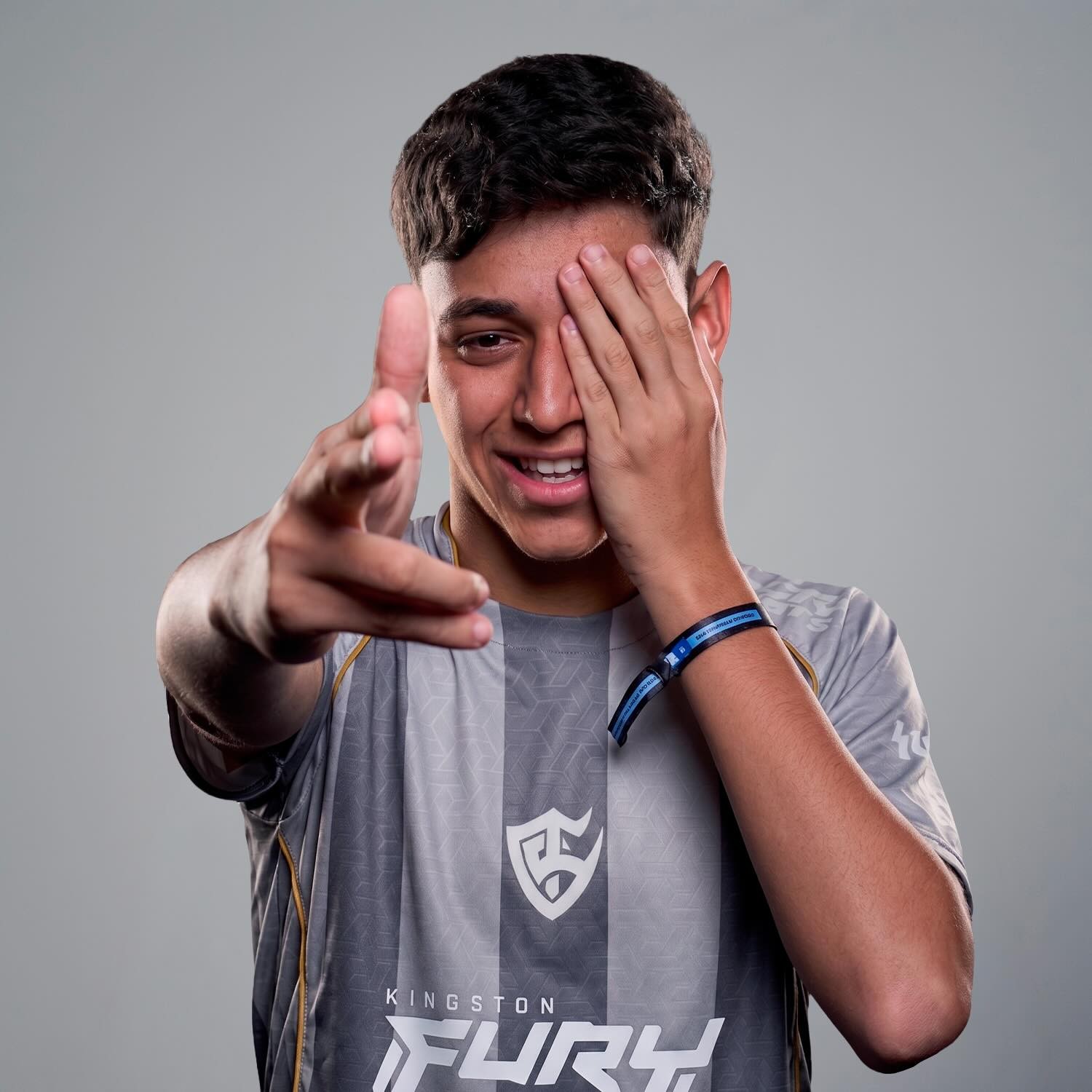 Atleta gamer de Praia Grande acerta com Team Solid para competições de EA Sports FC