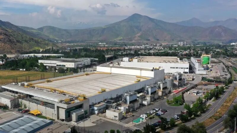 Google promete devolver mais água do que consome em data centers até 2030