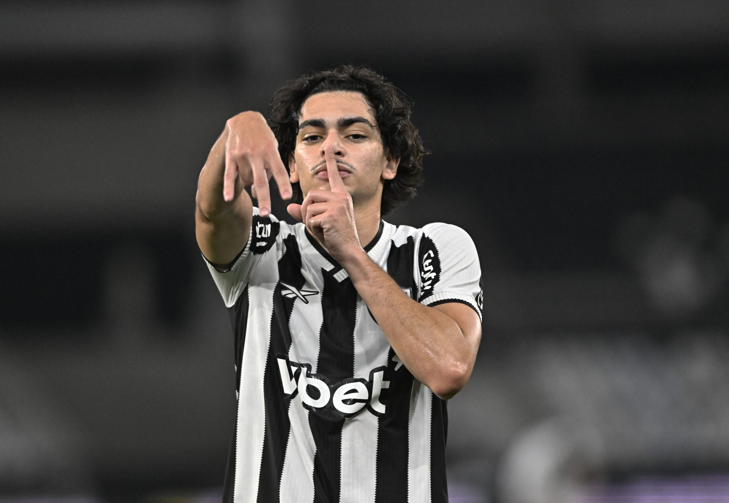 Grêmio acerta contratação de Matheus Nascimento, do Botafogo