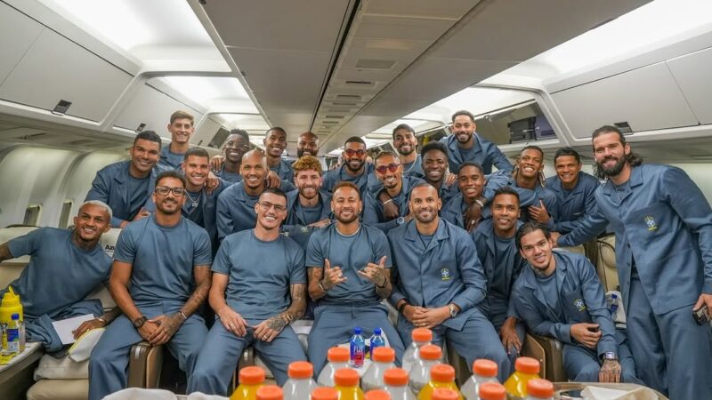 Brasil embarca para os Estados Unidos para a disputa da Copa do Mundo com apoio de torcedores