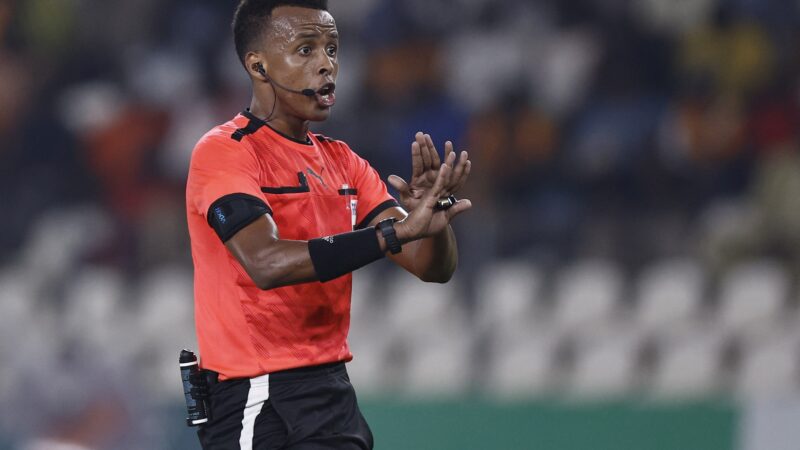 Fifa retira árbitro somali da Copa do Mundo após ele ser barrado de entrar nos EUA