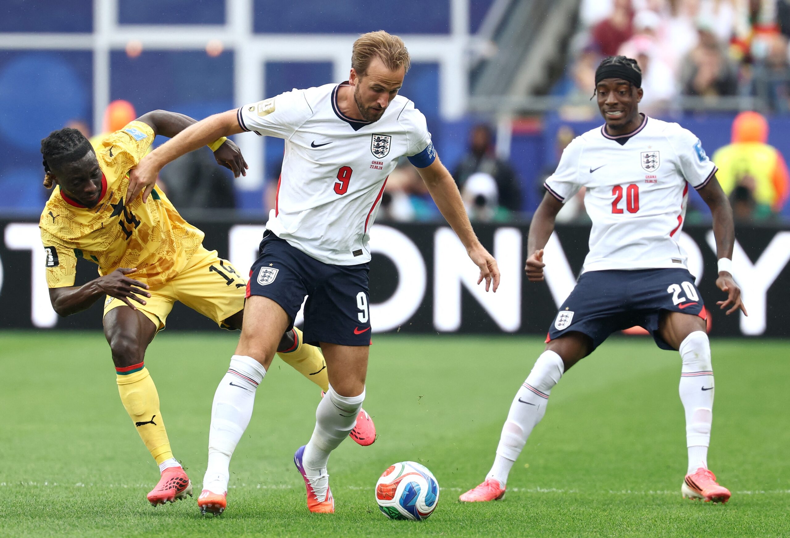 “Vontade de voltar a trabalhar”: web reage a jogo entre Inglaterra e Gana; veja memes