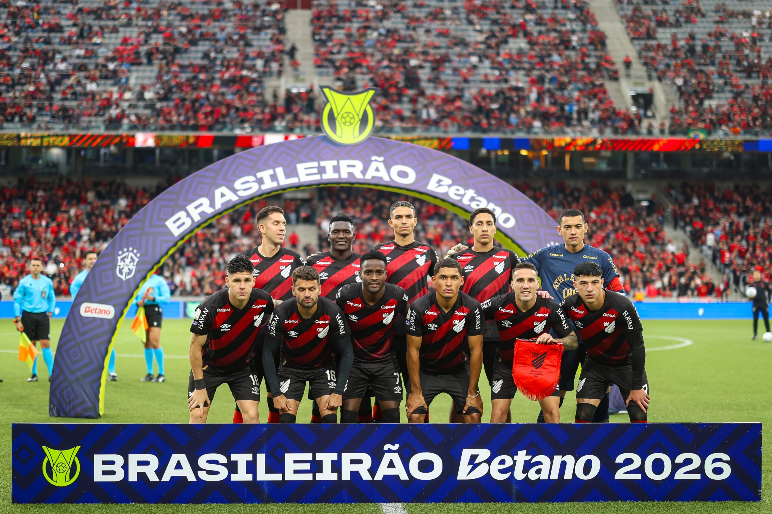 Entenda as prioridades e a postura do Athletico na janela do meio do ano